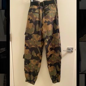 Zara camouflage Pants